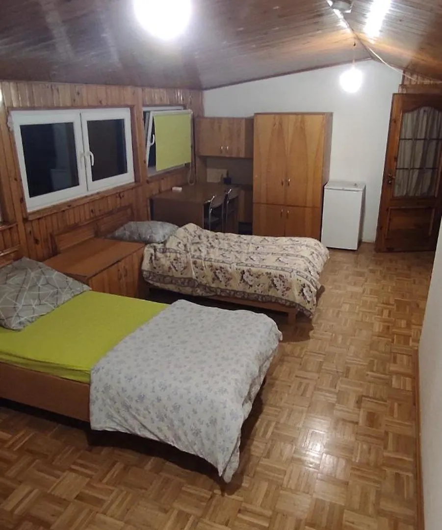 Adam Room 7 Vratislav