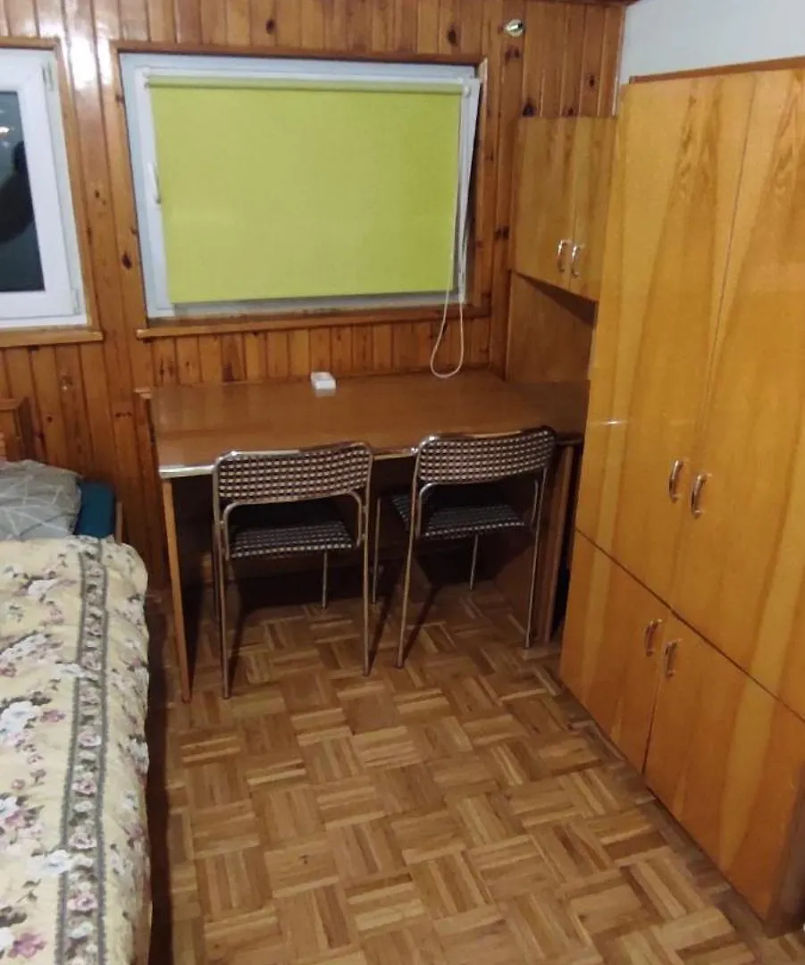 Adam Room 7 Vratislav